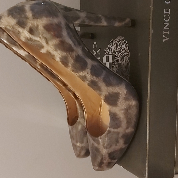Vince camuto leopard print patent grey and cream 7.5 - Picture 4 of 4